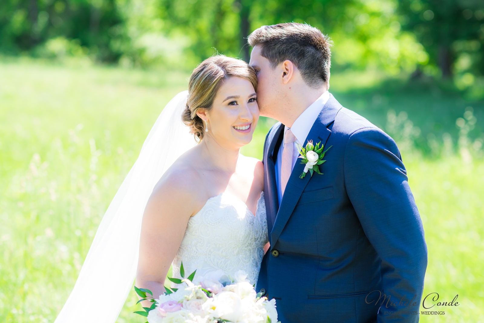 Fruitlands Museum Wedding, Harvard MA: Amanda + Joe - Michele Conde ...